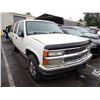 Image 2 : 1999 Chevrolet Suburban