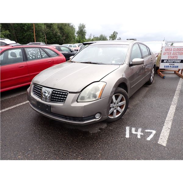 2004 Nissan Maxima