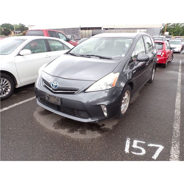 2013 Toyota Prius v