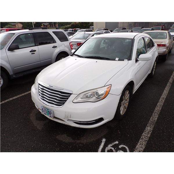 2013 Chrysler 200