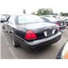 Image 4 : 2005 Ford Crown Victoria