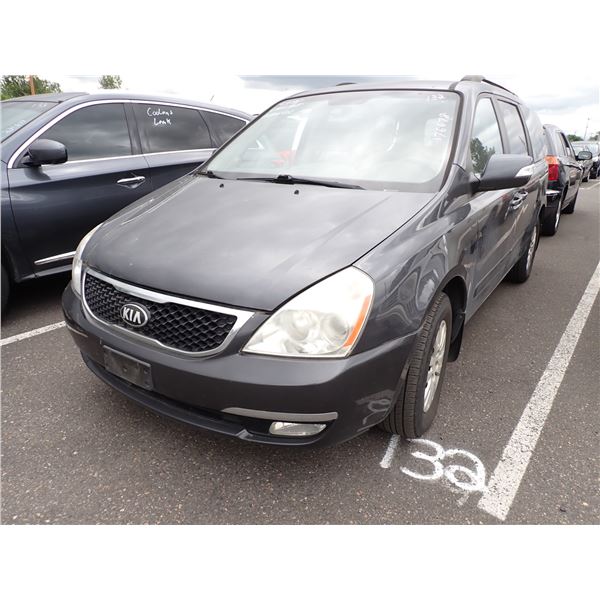2014 Kia Sedona