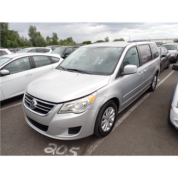 2012 Volkswagen Routan