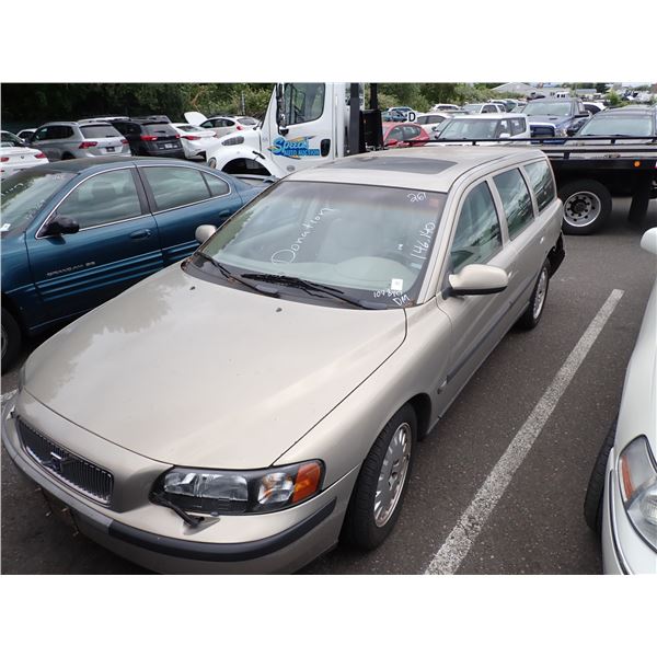 2001 Volvo V70