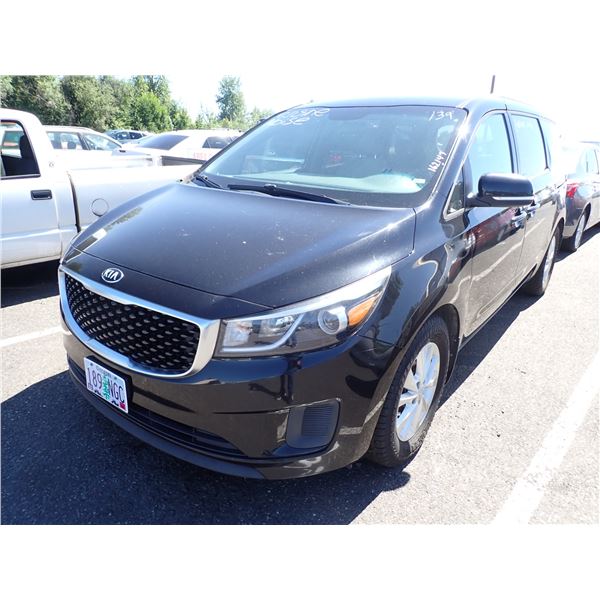 2016 Kia Sedona
