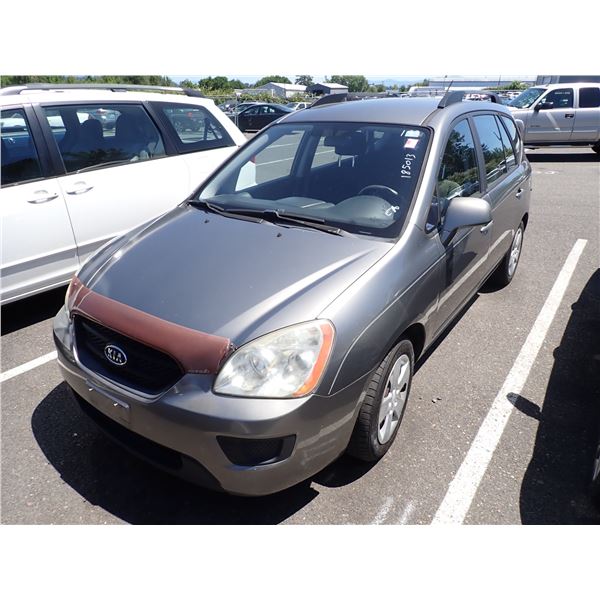 2009 Kia Rondo