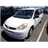 Image 1 : 2004 Toyota Sienna