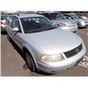 Image 2 : 2001 Volkswagen Passat