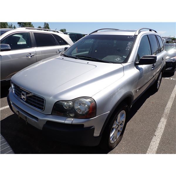 2004 Volvo XC90