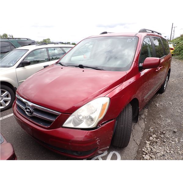 2008 Hyundai Entourage