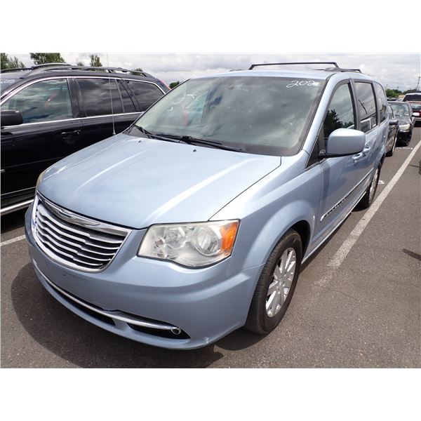 2013 Chrysler Town and Country