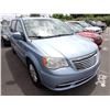 Image 2 : 2013 Chrysler Town and Country