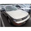 Image 2 : 1999 Nissan Maxima