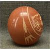 Image 2 : SAN ILDEFONSO POTTERY SED JAR (ELIZABETH LOVATO)