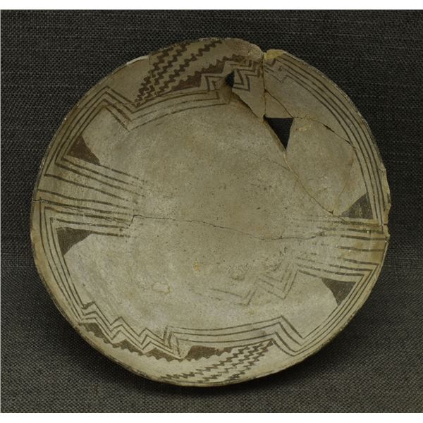 SNOWFLAKE POTTERY BOWL