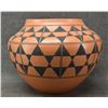 Image 4 : SANTO DOMINGO POTTERY JAR (MARK WAYNE GARCIA)