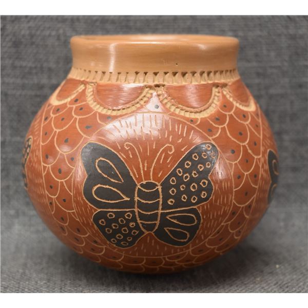 MATA ORTIZ POTTERY OLLA