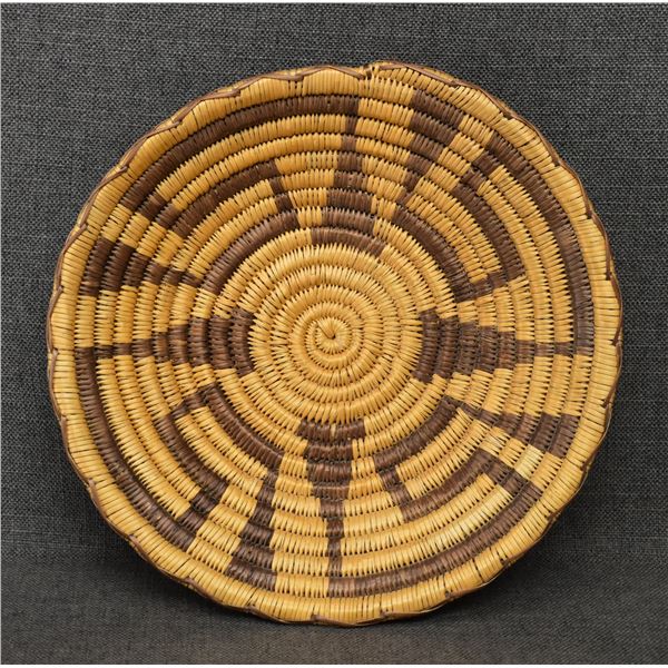 PAIUTE BASKETRY BOWL (LORRAINE KING)