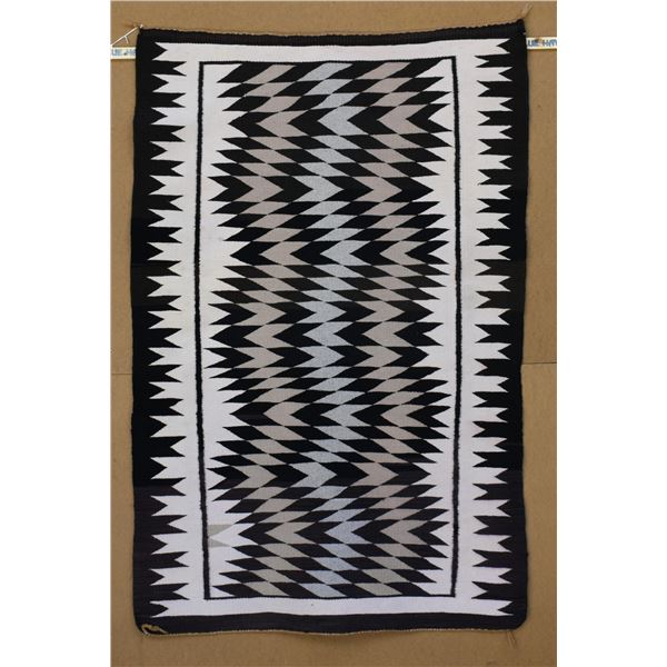 NAVAJO TEXTILE