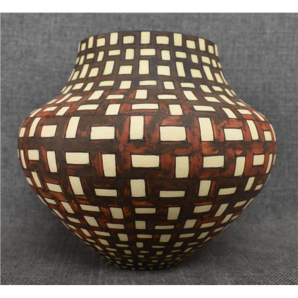 ACOMA POTTERY OLLA (JOSEPH CERNO)