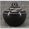 Image 4 : SANTA CLARA POTTERY VASE (GERI NARANJO)