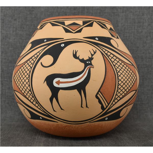 ZUNI POTTERY JAR (TONIA FONTENELLE)