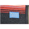 Image 6 : PENDLETON BLANKET