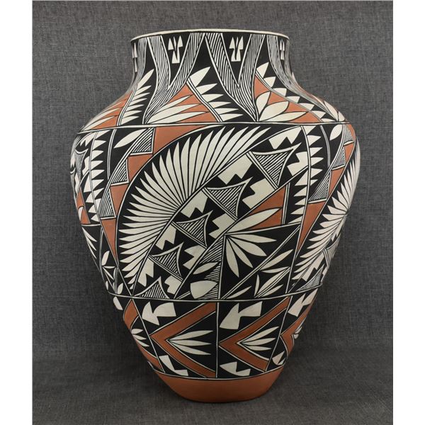 ACOMA VASE (RS)