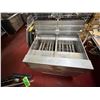 Image 2 : Pitco Frialator SSH60V Dual-Side Deep Fryer 39" x 34" x 45"H