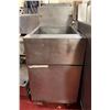 Image 1 : Dean SR162GP Super Runner Commercial Deep Fryer