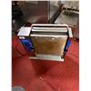 Image 2 : Prince Castle 297-T12P Slim-Line Vertical Bun Toaster