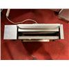 Image 3 : Prince Castle 297-T12P Slim-Line Vertical Bun Toaster