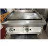 Image 1 : Vollrath 40720 Flat Top Gas Griddle 24" x 25" x 13"H