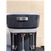 Image 2 : Hamilton Beach Commercial Triple-Spindle Drink Mixer