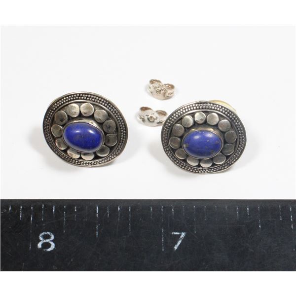 PAIR OF STUD EARRINGS STAMPED 925