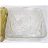 Image 2 : LOT OF 2 VINTAGE SQUARE CASSEROLE DISHES