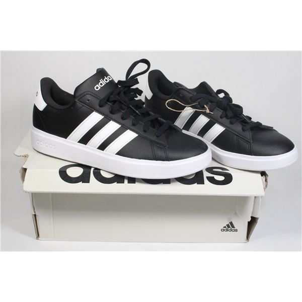 NEW PAIR OF ADDIDAS RUNNERS US SZ 8
