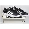 Image 1 : NEW PAIR OF ADDIDAS RUNNERS US SZ 8