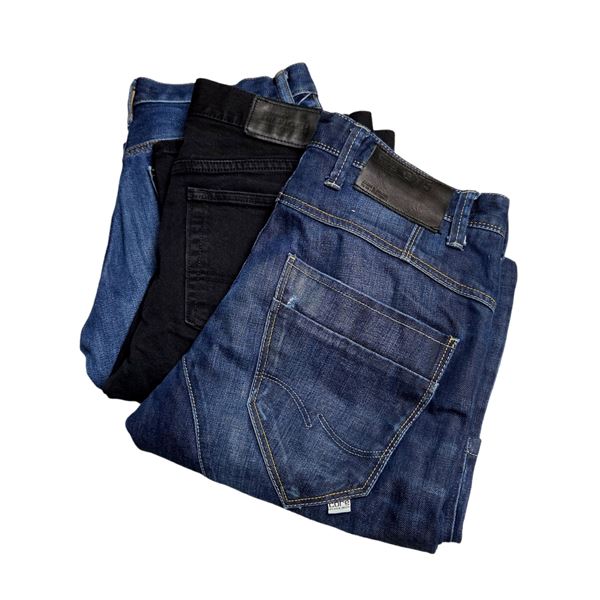 #26 MENS JACK & JONES TOMMY H & UNIQLO JEANS