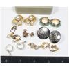 Image 1 : LOT OF VINTAGE EARRINGS MOST SCREW PIN OR CLIP ON