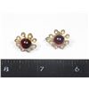 Image 1 : VINTAGE CORO STAMPED RED CABOCHON SCREW PIN