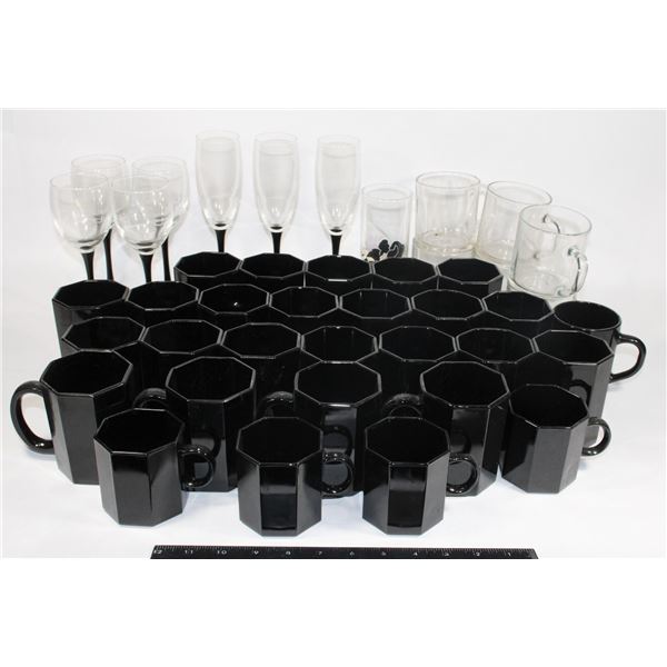 LARGE LOT OF BLACK ARCOROC MADE IN FRANCE