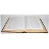 Image 2 : THE LIVING WEBSTER ENCYCLOPEDIC DICTIONARY