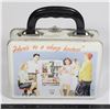 Image 1 : APPEARS TO BE VINTAGE TIN LUNCH BOX