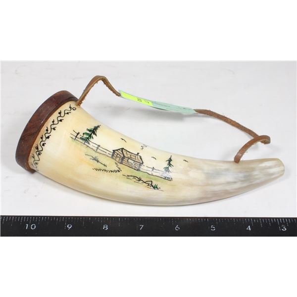 DECORATIVE HORN