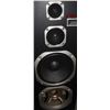 Image 5 : HARMAN KARDON RECEIVER W/ HITACHI SPEAKERS