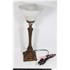 Image 1 : VINTAGE DARK BRASS TABLE SIDE LAMP