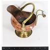 Image 1 : LARGE ANTIQUE LION COPPER KETTLE PORCELAIN HANDLE