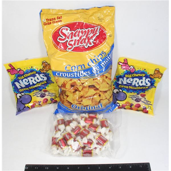BIG CHEWY NERDS 340G + SNAPPY SNAX 312G + CANDIES