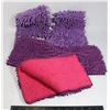 Image 1 : BUNDLE OF MOP HEAD CLOTHS 2 HAVE VELCRO